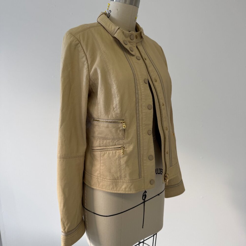Great conditions Tory Burch leather jacket